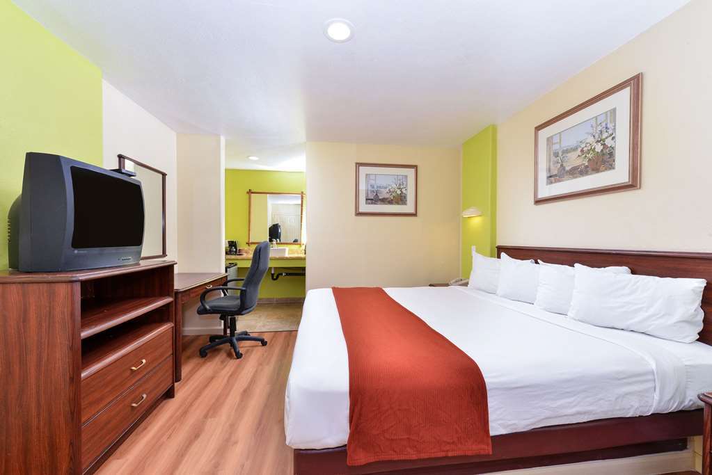 Rodeway Inn Modesto Δωμάτιο φωτογραφία