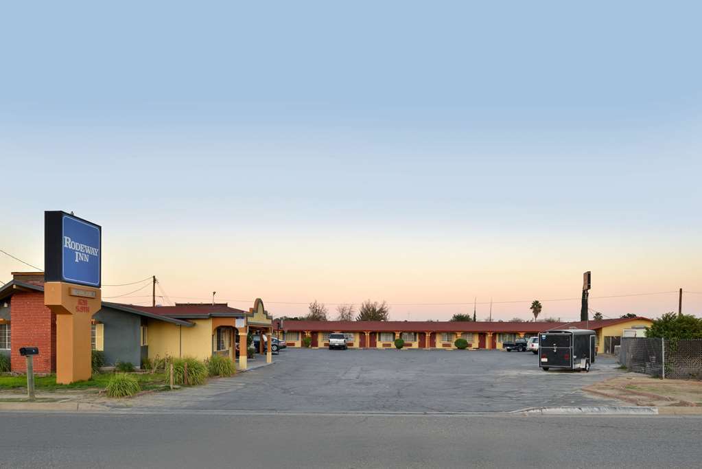 Rodeway Inn Modesto Εξωτερικό φωτογραφία